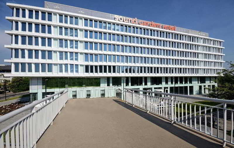 Sound Garden Hotel Airport Warsaw Exterior photo