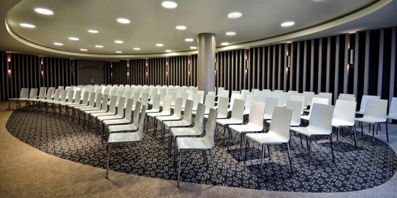 Sound Garden Hotel Airport Warsaw Exterior photo